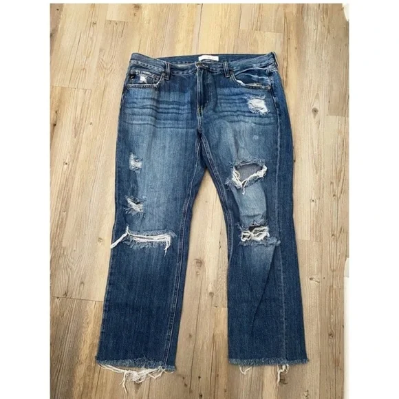 KANCAN Ripped 90’s Boyfriend Jeans - Picture 4 of 9